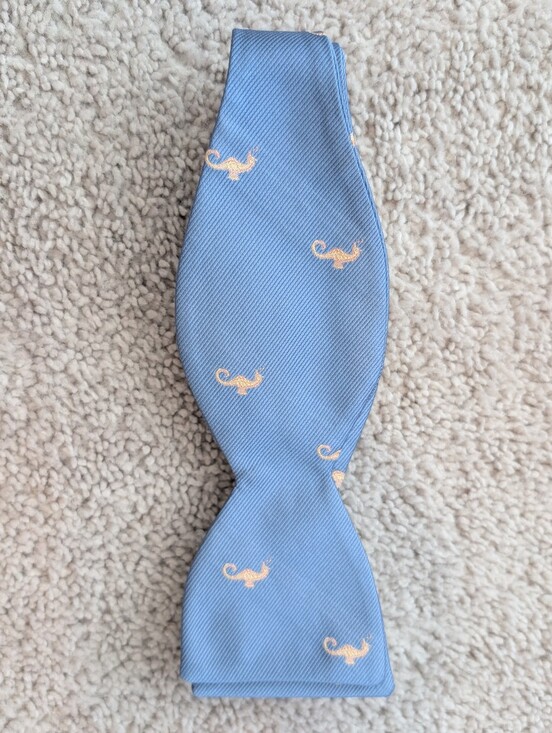 J Mclaughlin Other - J. McLaughlin Blue Coral Seahorse Bow Tie Nautical Beach 100% Silk Adjustable